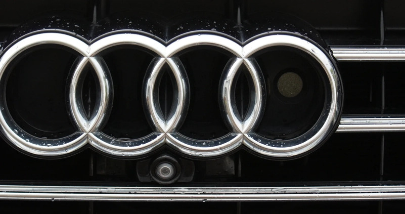 Audi A8 cena 109000 przebieg: 248000, rok produkcji 2015 z Białystok małe 529